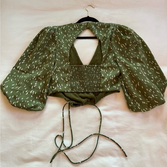 Green Wrap Blouse - Picture 4 of 4